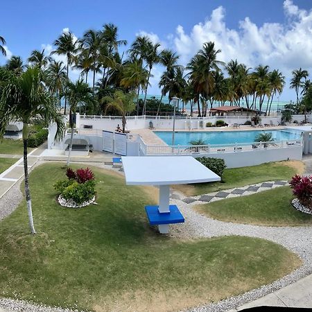 Hobie Oceanfront Apartment At Isla Verde San Juan Exteriör bild