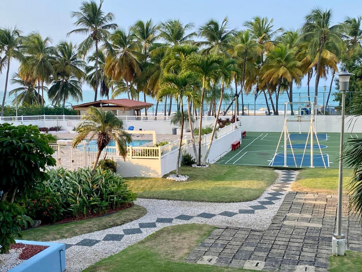 Hobie Oceanfront Apartment At Isla Verde San Juan Exteriör bild