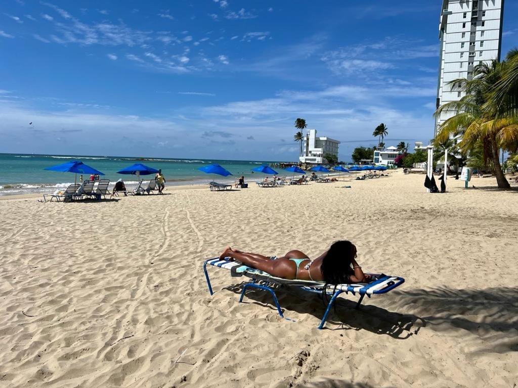 Hobie Oceanfront Apartment At Isla Verde San Juan Exteriör bild