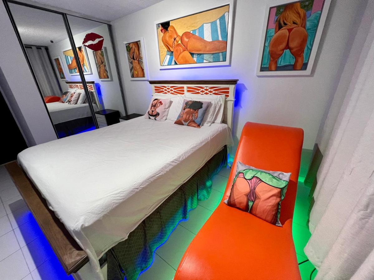 Hobie Oceanfront Apartment At Isla Verde San Juan Exteriör bild