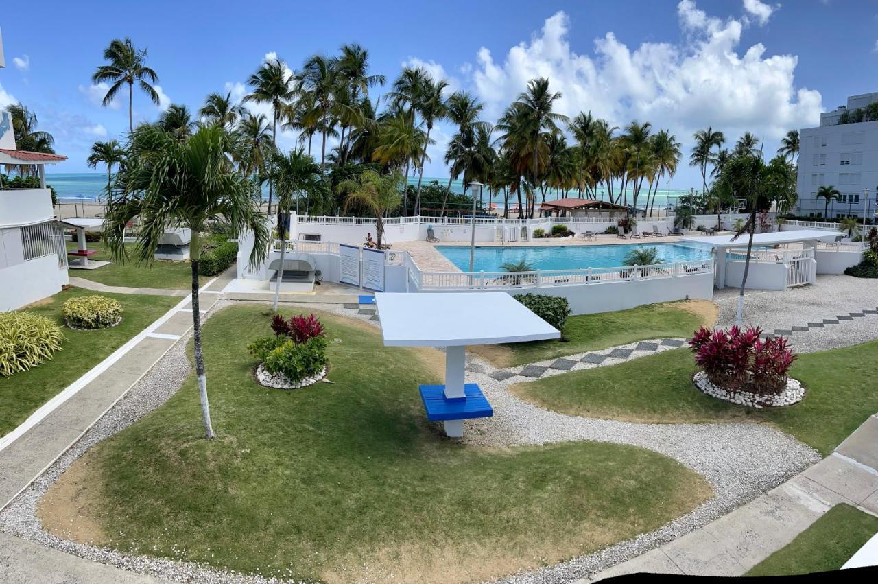 Hobie Oceanfront Apartment At Isla Verde San Juan Exteriör bild